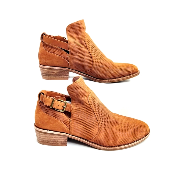 Gianni Bini PERFECTED Hampton Tan Buckled Bootie - Picture 2 of 5